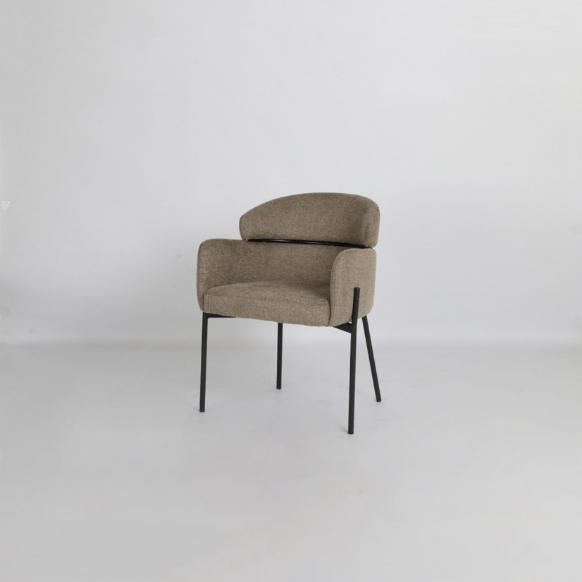 كرسي طعام "فينوس" (Venus) بمساند ذراعين - فخامة المخمل باللون البيج